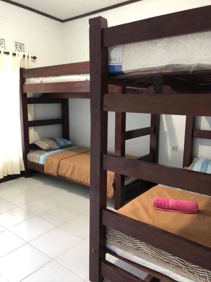 Ariata Arya Hostel Kuta  외부 사진