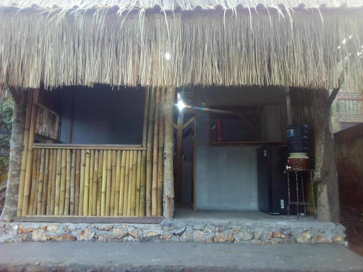 Ariata Arya Hostel Kuta  외부 사진