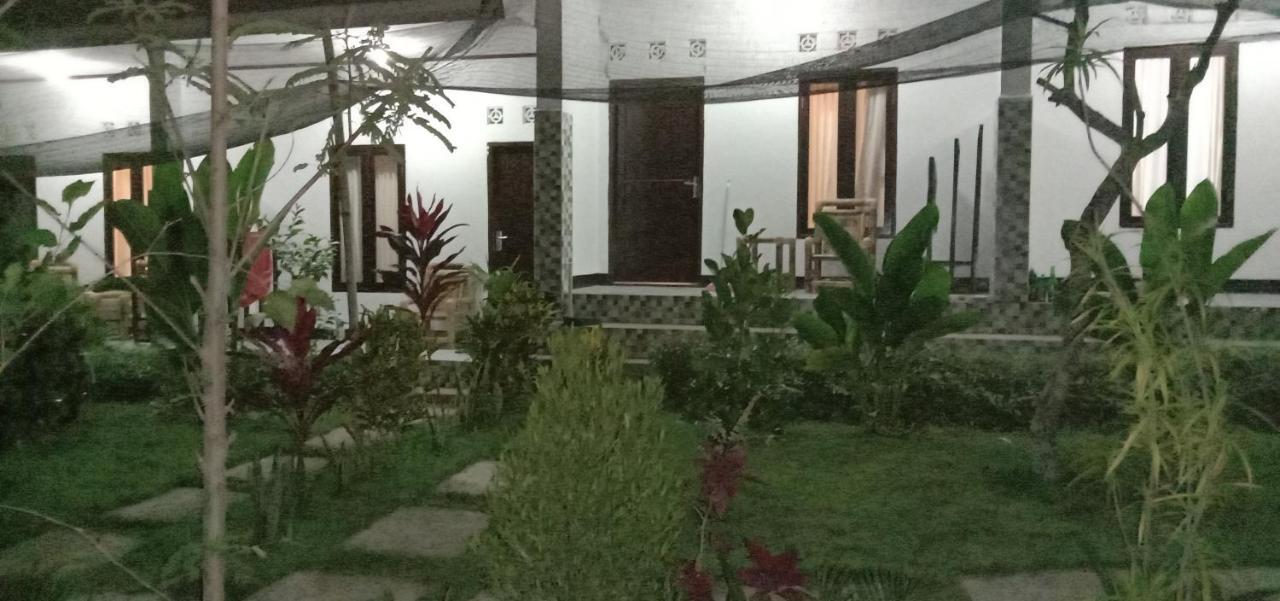 Ariata Arya Hostel Kuta  외부 사진